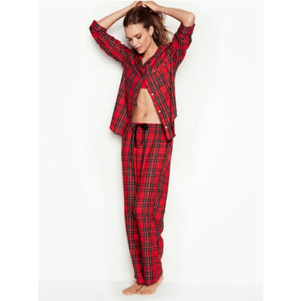 Victoria's Secret lightweight flannel pj set